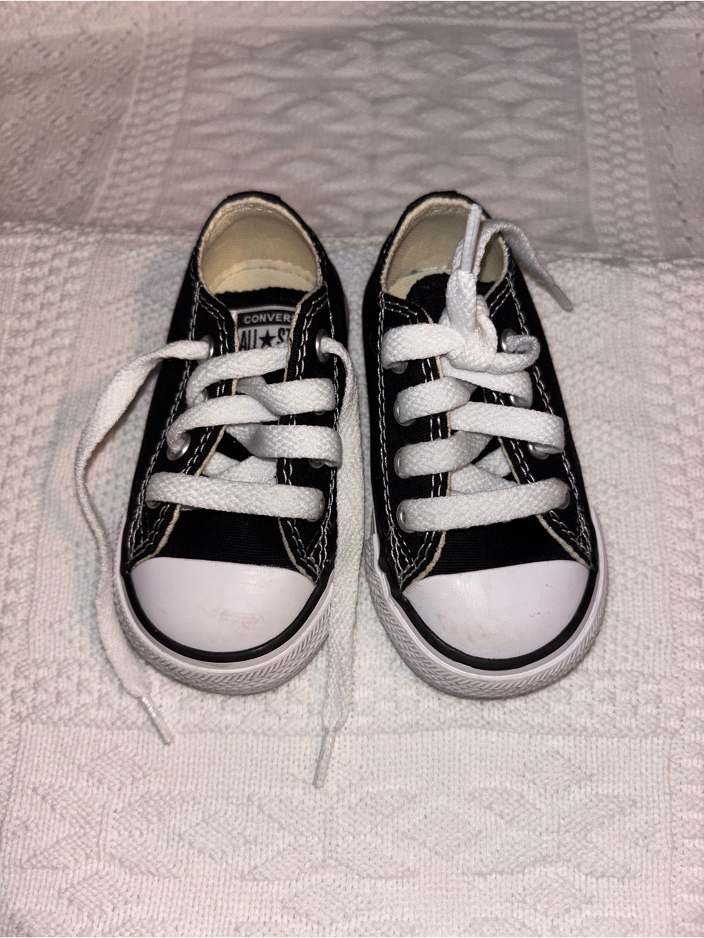 Converse toddler Black Low Top Sneakers with White Laces